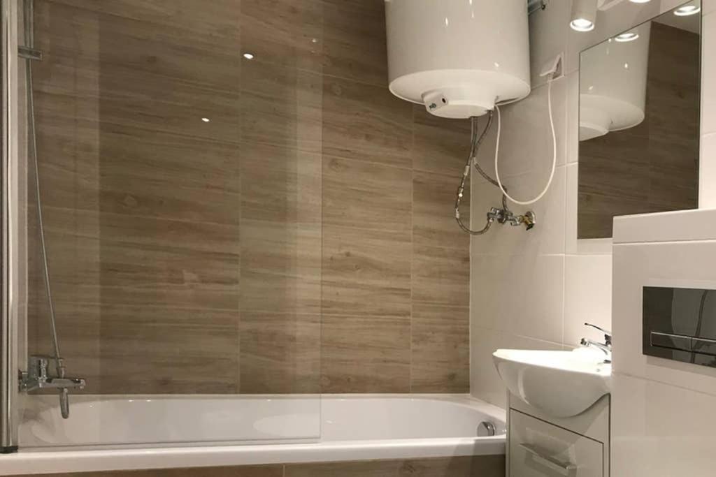 Apartament Nad Wisla, Spacerem Na Kazimierz, Wawel クラクフ エクステリア 写真
